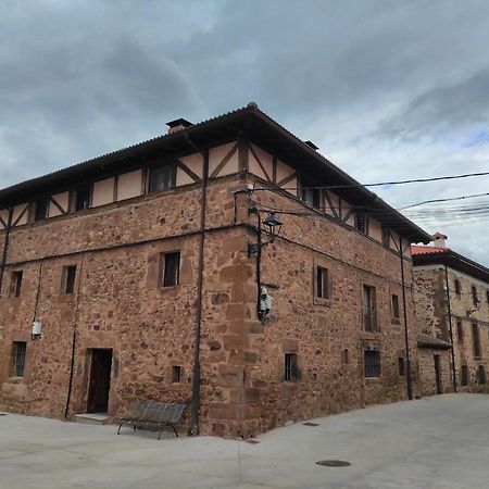 El Capricho De Valganon Apartment Exterior photo